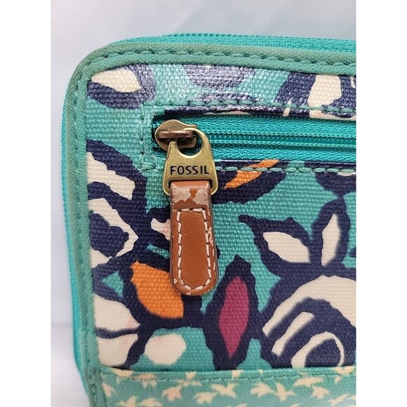 Fossil Coated Canvas Wallet Floral Zip Around Multicolored 8x4.5 - Picture 3 of 8